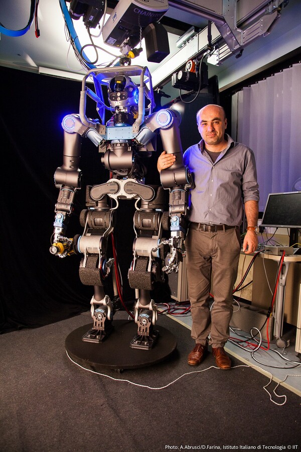 «Σε 15-20 χρόνια τα ρομπότ θα βρίσκονται γύρω μας»