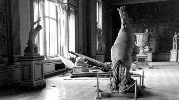 To 1993 η Κόζα Νόστρα επιτίθεται βάρβαρα στο Μουσείο Ουφίτσι