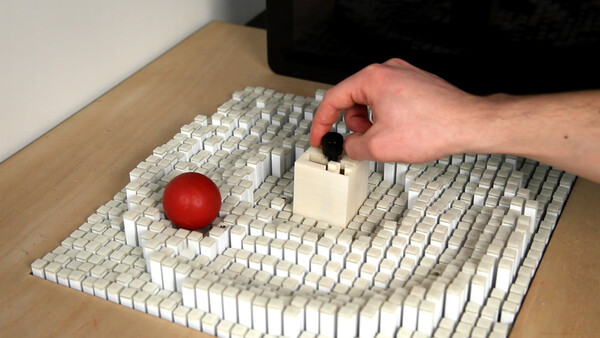 Τo MIT εφήυρε μια 3D επιφάνεια που αλλάζει σχήμα και μετακινεί αντικείμενα