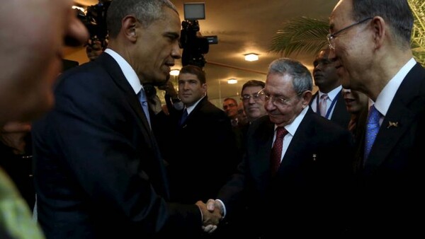 Ιστορική συνάντηση Ομπάμα-Κάστρο
