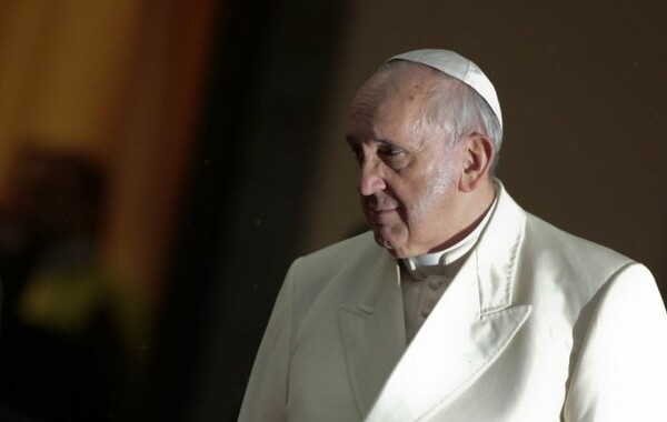 Ο Πάπας λέει νέο "Όχι" στους γάμους ομοφυλοφίλων