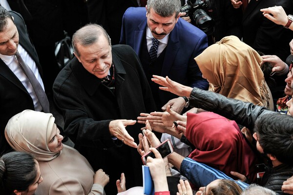 Με τη Μακιαβελική πρακτική του "διαίρει και βασίλευε", ο Ερντογάν θα γίνει σύντομα σουλτάνος της Τουρκίας