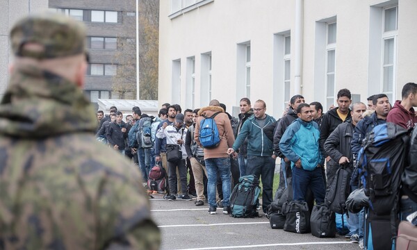 Πρωτοφανής απόφαση από τη Φινλανδία - Θα ζητά από τους αιτούντες άσυλο να εργάζονται αμισθί