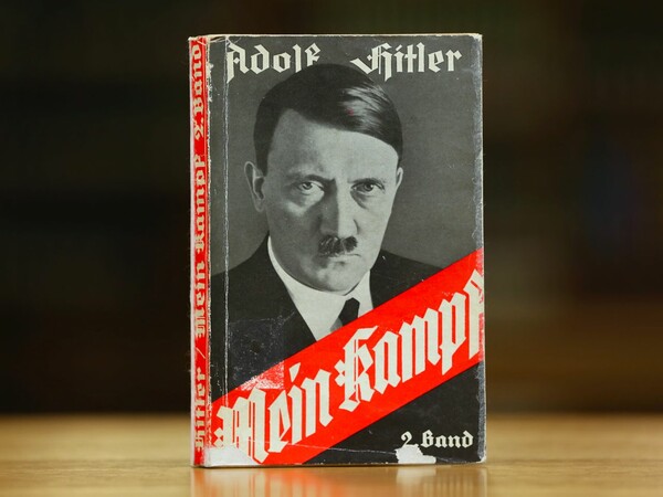 Πόσο επικίνδυνο βιβλίο είναι «Ο Αγών μου» του Αδόλφου Χίτλερ;