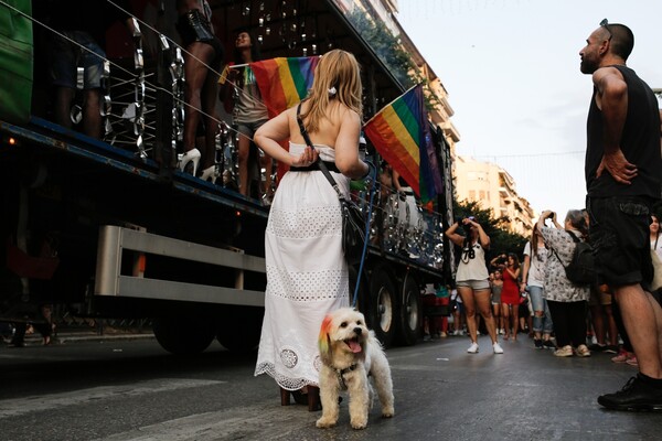 40 φωτογραφίες απ' το πολύχρωμο Pride της Θεσσαλονίκης