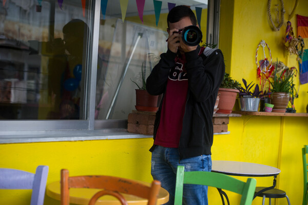 20 φωτογραφίες της σημερινής Θεσσαλονίκης τραβηγμένες από πρόσφυγες που μόλις έφτασαν σ' αυτήν