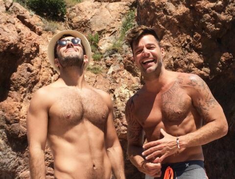 Ο Ricky Martin αρραβωνιάστηκε τον σύντροφό του Jwan Yosef