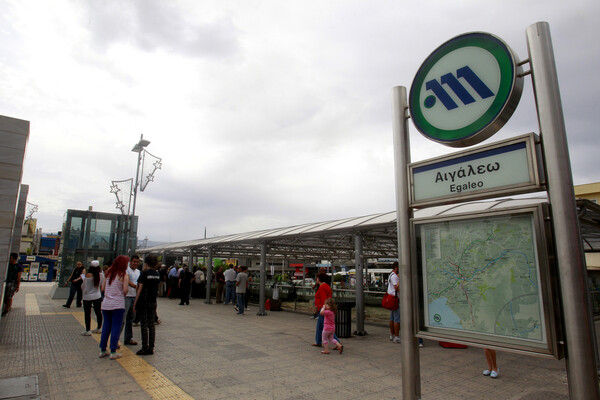UPDATE: Τηλεφώνημα για βόμβα στο σταθμό του μετρό Αιγάλεω