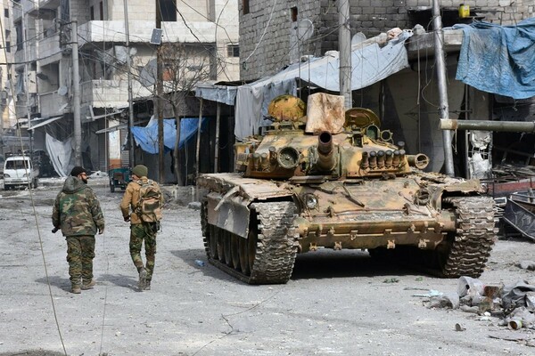 Συρία: Ο συριακός στρατός ανακατέλαβε την πόλη Ταντέφ από τους τζιχαντιστές
