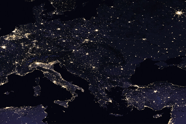 Εντυπωσιακές εικόνες από τη NASA: Η Γη τη νύχτα όπως φαίνεται από το διάστημα