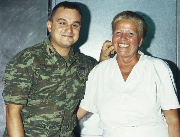 Η επίσκεψη του κυρίου Παπαντωνίου στο Κόσοβο το 2002