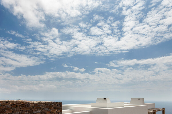 «Θερινή Κατοικία Ι»- Ένα υπέροχο σπίτι στη Σύρο, με καθηλωτική θέα στο γαλάζιο του Αιγαίου