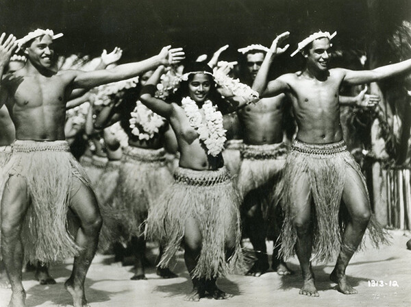 Δείτε ολόκληρο το «Tαμπού, μια ιστορία από τις Νότιες θάλασσες» (1931) του Φρήντριχ Μουρνάου