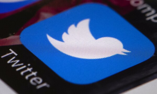 Γιατί το Twitter μπλόκαρε την λέξη «bisexual»