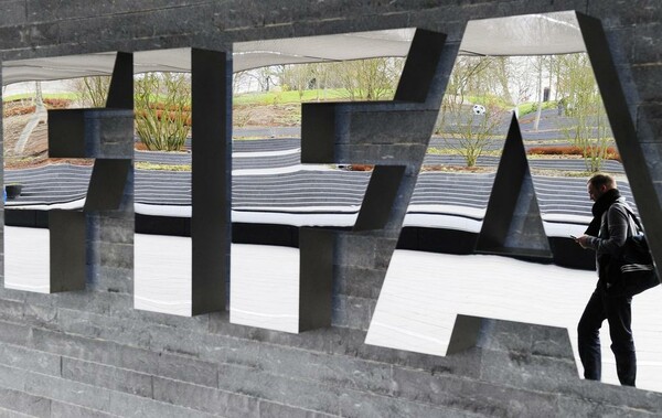 Και στην Ελλάδα έρευνες για δωροδοκία που αφορούν σε τηλεοπτικά δικαιώματα της FIFA