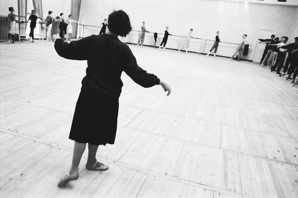 Μάθημα χορού στο θέατρο Μπολσόι
