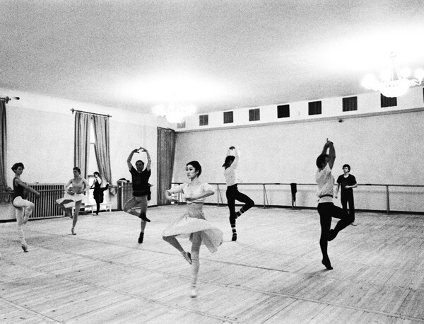 Μάθημα χορού στο θέατρο Μπολσόι