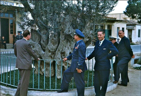 Μια μέρα στην Αθήνα - 17 Απριλίου 1950