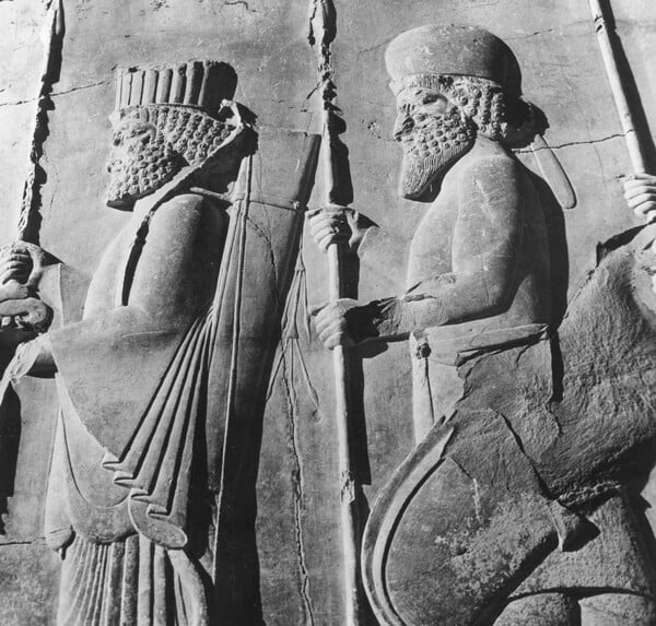 «Οι Πέρσες»: Η αξιοθαύμαστη ιστορία του περσικού πολιτισμού από την αρχαιότητα μέχρι σήμερα