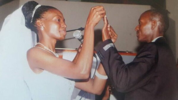 «Με βίασαν ομαδικά την ημέρα του γάμου μου»: Η ιστορία της Terry Gobanga