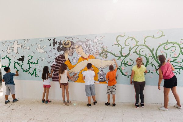 Στο Μενίδι έφτιαξαν ένα mural για τον μικρό Μάριο που σκοτώθηκε πέρυσι από αδέσποτη σφαίρα
