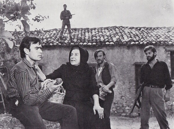 10+2 ελληνικές ταινίες της περιόδου 1969-70 που εξακολουθούν να εντυπωσιάζουν μετά από 50 χρόνια