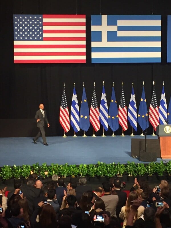 Ολόκληρη η ιστορική ομιλία Ομπάμα στο «Σταύρος Νιάρχος» με αναφορές στη Δημοκρατία και πολλές ελληνικές λέξεις