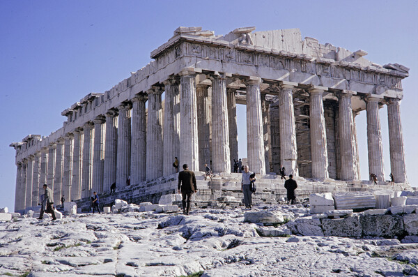Μερικές ακόμα σπάνιες φωτογραφίες από την Αθήνα του '60