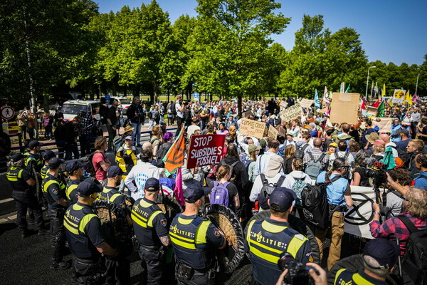 Ολλανδία: Πάνω από 1.500 συλλήψεις σε κινητοποίηση του Extinction Rebellion