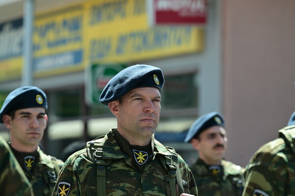 Στρατιωτικές πηγές απαντούν στον Πλεύρη για την παρέλαση Κασσελάκη στη Θήβα