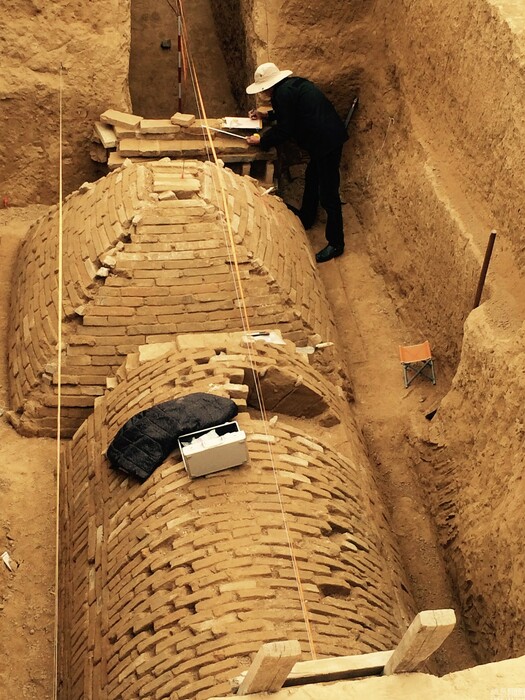 Πυραμιδικοί τάφοι στην Κίνα; Οι αρχαιολόγοι προβληματίζονται με αυτό το εύρημα
