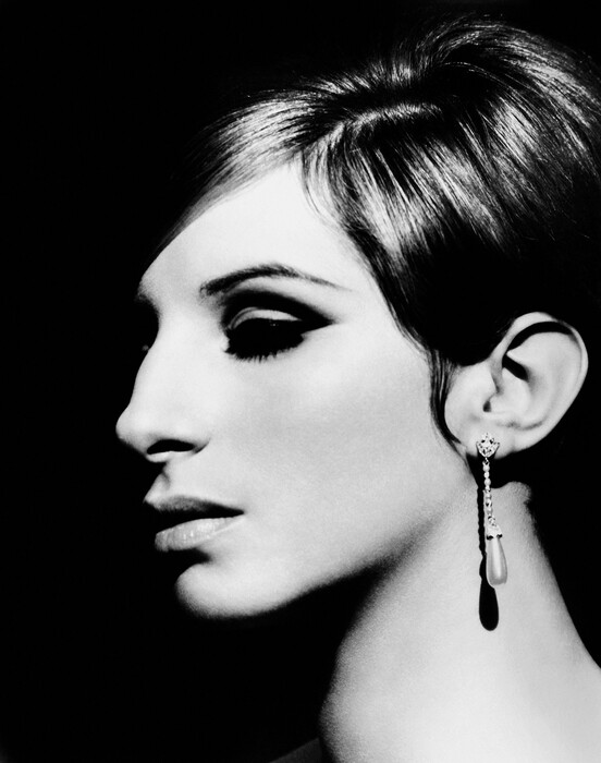 Φωτογραφίζοντας όλες τις πτυχές του ταλέντου της Barbra Streisand