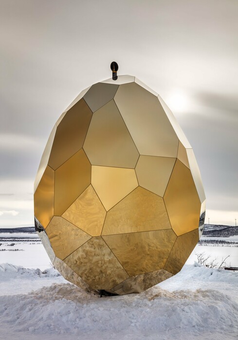 Ένα χρυσό αυγό - σάουνα στη Σουηδία
