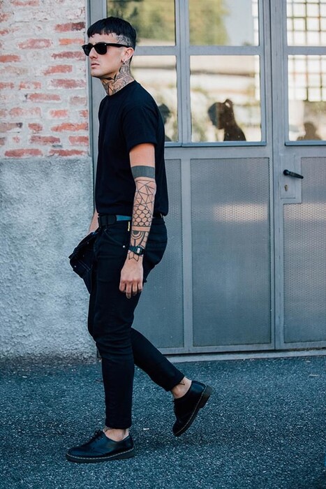 Αγόρια με τατουάζ - Το απόλυτο statement της Εβδομάδας Μόδας στο Μιλάνο