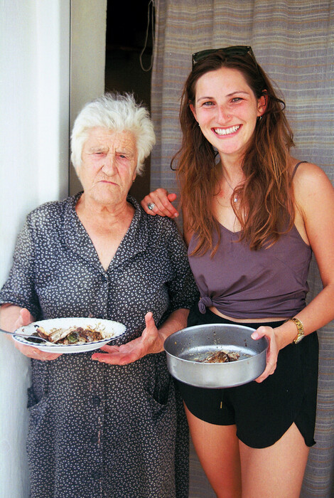 Αυτές οι γιαγιάδες είναι ατρόμητες και μαγειρεύουν τέλεια