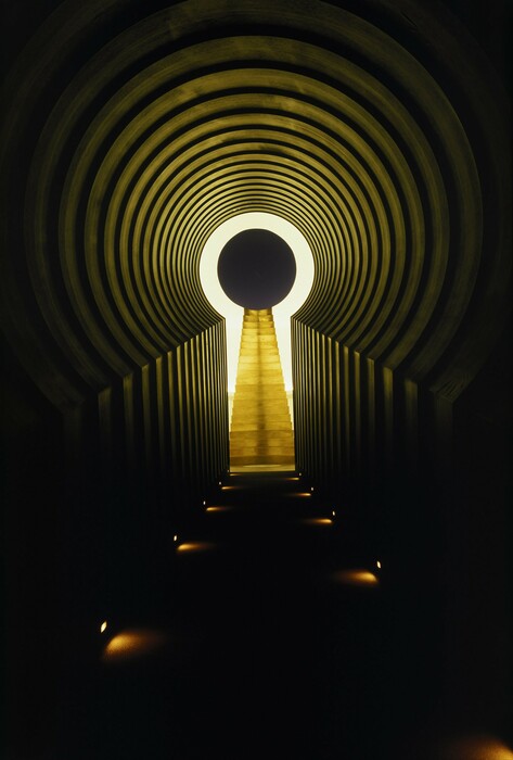 James Turrell: Ο μεγάλος λάτρης του φωτός, ο καλλιτέχνης της μεγάλης ουτοπίας