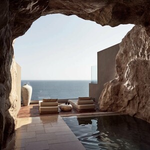 Acro Suites: Ένα ξενοδοχείο στην Κρήτη λαξευμένο στον βράχο