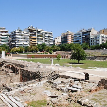 Θεσσαλονίκη: Νεκρός ο 26χρονος που έπεσε από κάγκελα στην Αρχαία Αγορά