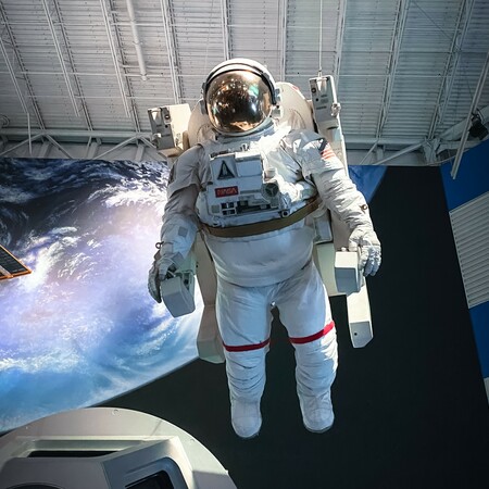 Αστροναύτες πίνουν ανακυκλωμένο νερό από ιδρώτα και ούρα 
