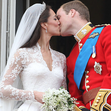 Επέτειος γάμου για πρίγκιπα Ουίλιαμ και Κέιτ Μίντλετον: Η γνωριμία, ο αρραβώνας, ο γάμος και η μάχη με τον καρκίνο