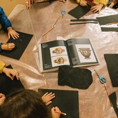 Mέχρι τις 22 Απριλίου ο 11ος Παιδικός Διαγωνισμός Ζωγραφικής του Μουσείου Κυκλαδικής Τέχνης με θέμα «Σημερινές Ιστορίες Αγγείων»