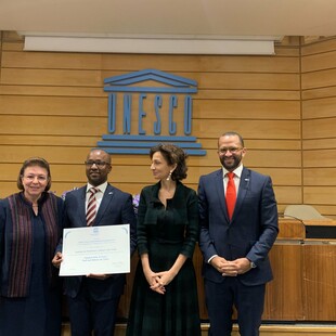 Η Λίνα Μενδώνη απένειμε το βραβείο «Μελίνα Μερκούρη» της UNESCO