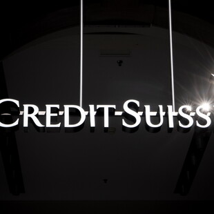Αποκαλύψεις για την Credit Suisse: Εγκληματίες και διεφθαρμένοι πολιτικοί πελάτες της, σύμφωνα με διαρροές