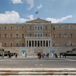 Εκλογές 2023: Το τελευταίο γκάλοπ των γκάλοπ – 6,1 μονάδες μπροστά η ΝΔ έναντι του ΣΥΡΙΖΑ