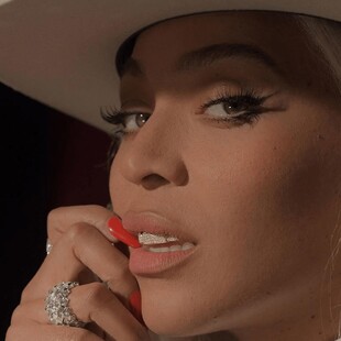 Beyonce: Tι συμβαίνει με τα τραγούδια που λείπουν από το νέο της άλμπουμ;