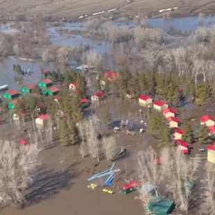 Ρωσία: Φράγμα έσπασε στην πόλη Ορσκ -Σε εξέλιξη η εκκένωση της περιοχής